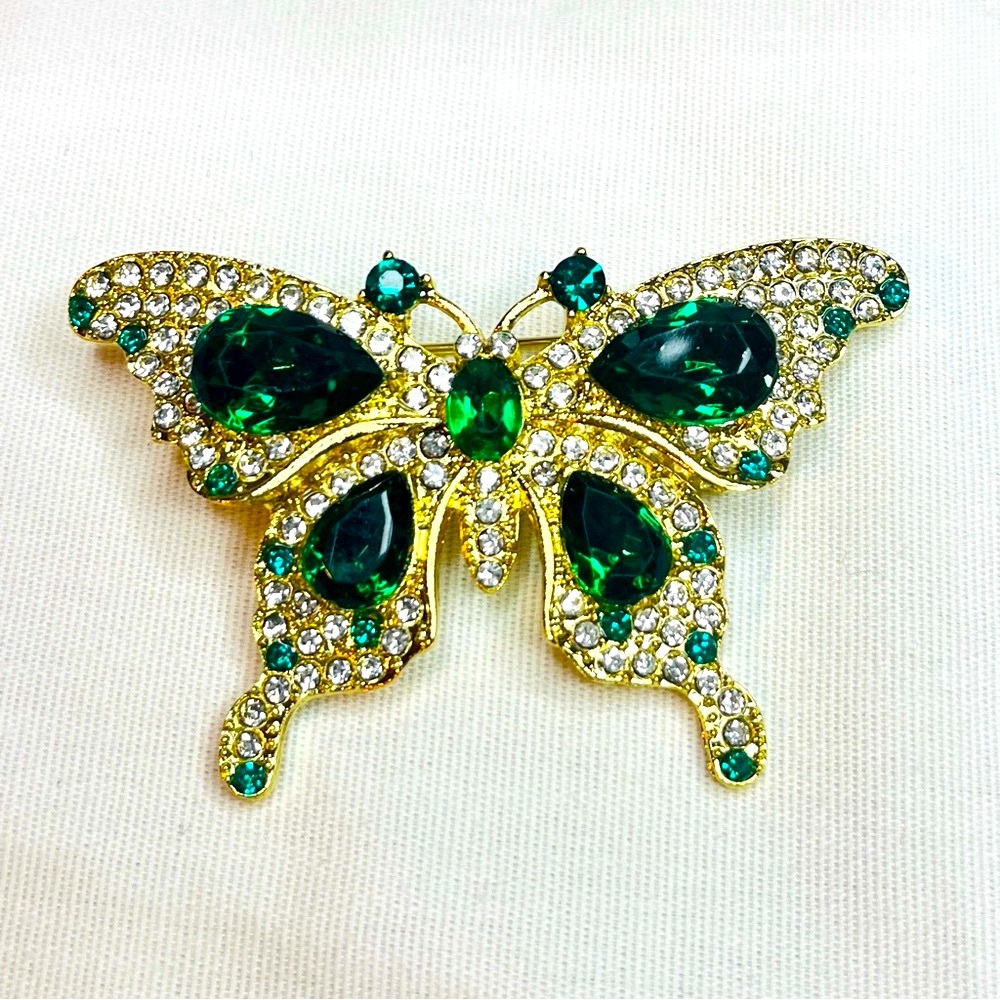 Brooch Butterfly, NIP, Elegant, green and white rhinestones, Royal colors